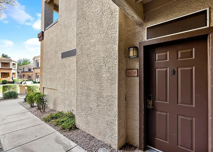 Chic Downtown 1br With Pool & Gym Ferienhaus Scottsdale
