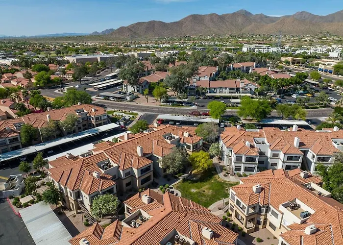 Chic Downtown 1br With Pool & Gym * Scottsdale