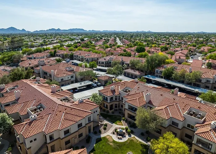 Chic Downtown 1br With Pool & Gym * Scottsdale